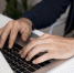 close-up-individual-working-laptop.jpg - Центр Мой бизнес