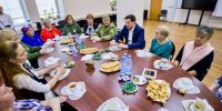 Алексей Лошкин встретился с матерями и женами героев СВО - Вечерний Челябинск