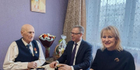 В Челябинске участнику битвы за Сталинград вручили медаль в честь Победы - Вечерний Челябинск