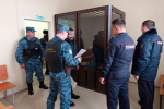 Из арестантской камеры – в колонию