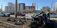 В Челябинске водитель Volkswagen на скорости протаранил столб и погиб - Вечерний Челябинск