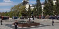 В Челябинске выставлен Почетный караул у Вечного огня - Правительство Челябинской области