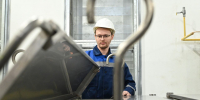 Зарплату до 150 тысяч рублей предлагают челябинцам крупнейшие заводы - Полит74
