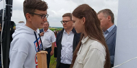 Школьники продемонстрировали мастерство в управлении дронами на Дне поля - 2025 - Министерство образования