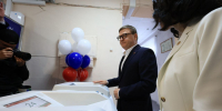 Губернатор Текслер проголосовал на выборах депутатов южноуральского Заксобрания - Полит74