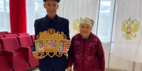 Многодетные семьи и семьи-юбиляры Уйского района принимают участие в выборах - Единая Россия