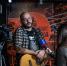 Шестилетний Демид поёт Linkin Park, старший брат играет на барабанах: семья с тремя сыновьями основала рок-группу и выступает на Кировке - HorNews.Com