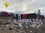 Два человека пострадали при столкновении поезда и мусоровоза под Челябинском
