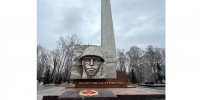В Челябинске отреставрировали памятник павшим в годы ВОВ тракторозаводцам - Агентство новостей Доступ