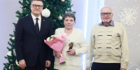 Губернатор Алексей Текслер вручил награды южноуральцам - Полит74